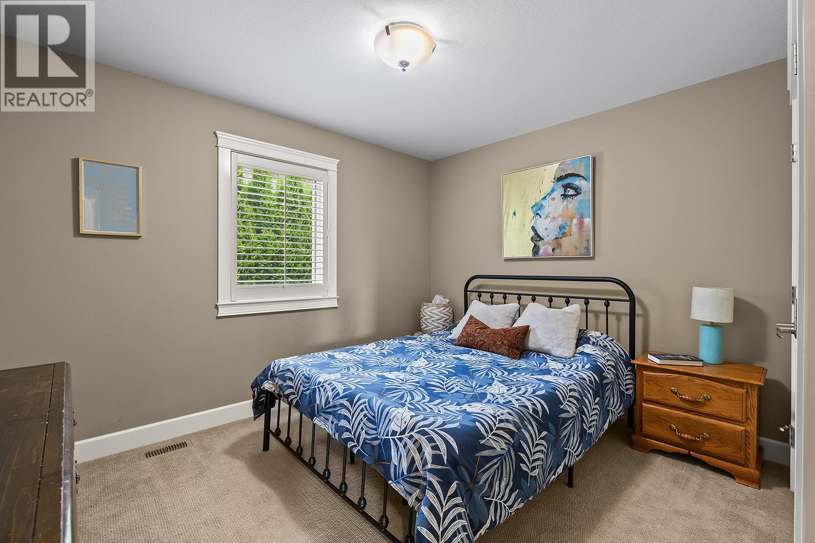 6 2283 Shannon Heights Court, West Kelowna