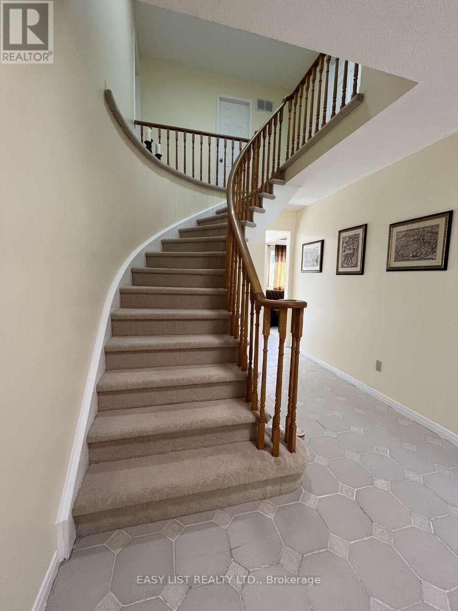 102 BURWELL CRESCENT - 15