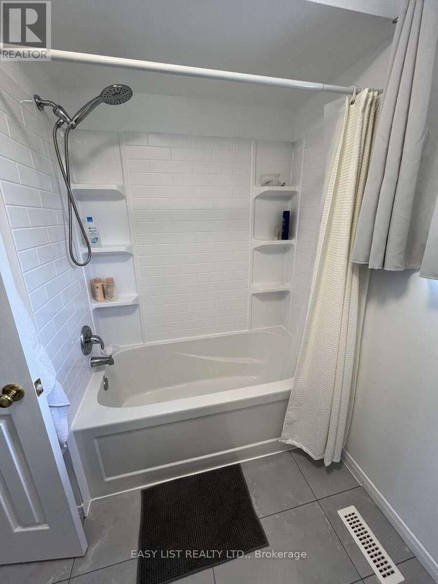 102 BURWELL CRESCENT - 19