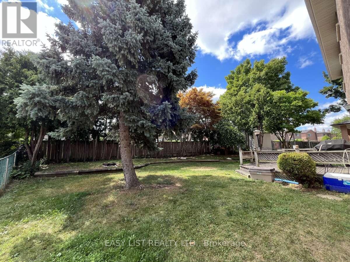 102 BURWELL CRESCENT - 28