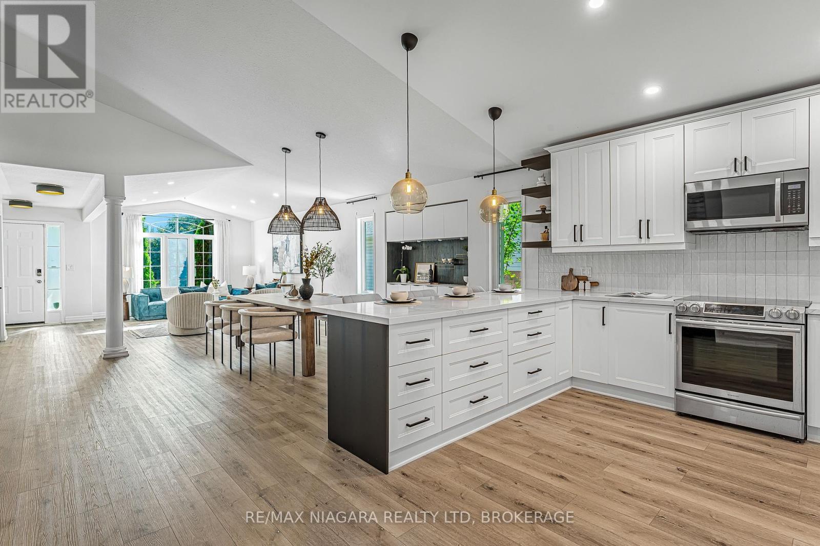 Photo 15 of 113 Foxtail Avenue, Welland ON