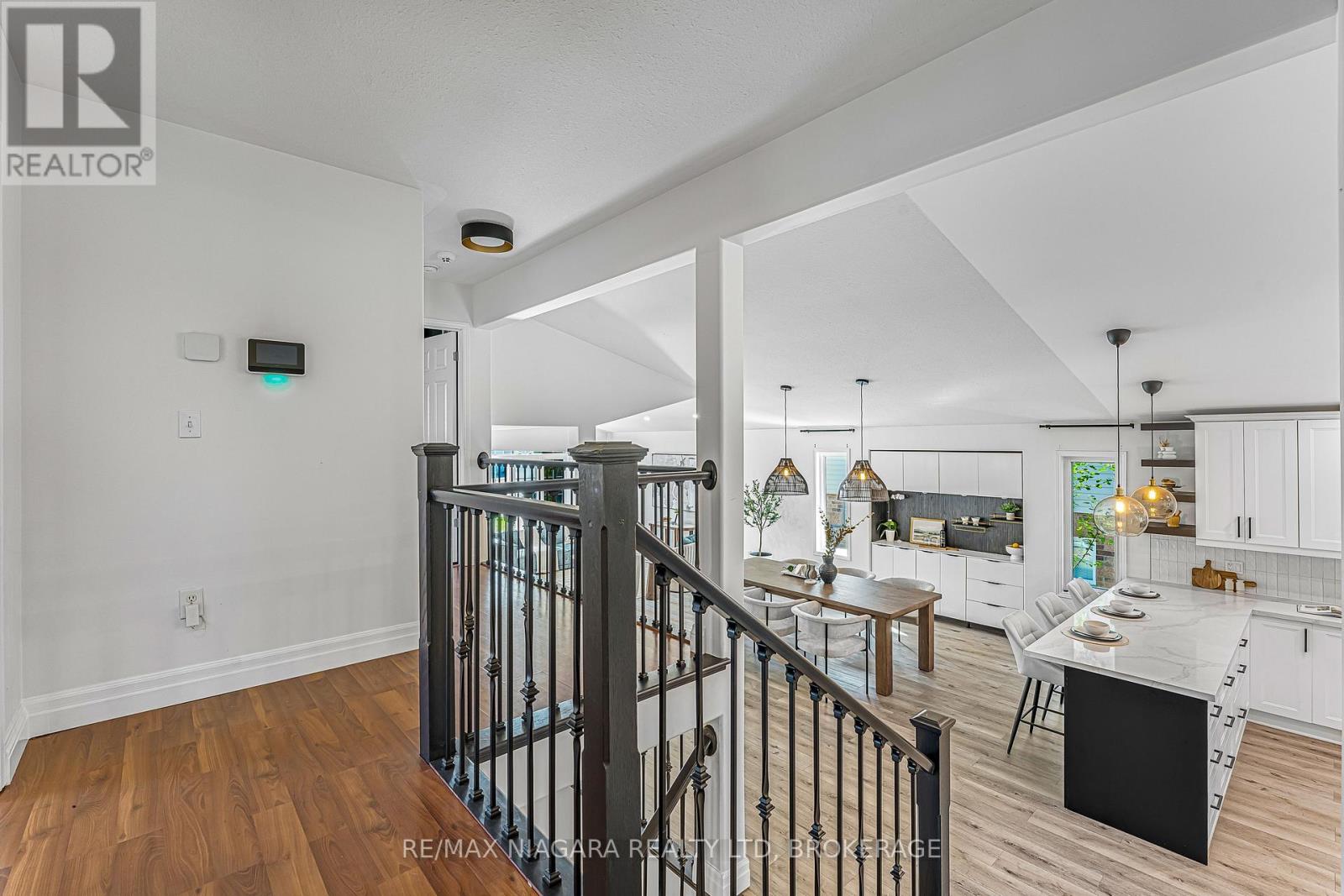Photo 17 of 113 Foxtail Avenue, Welland ON