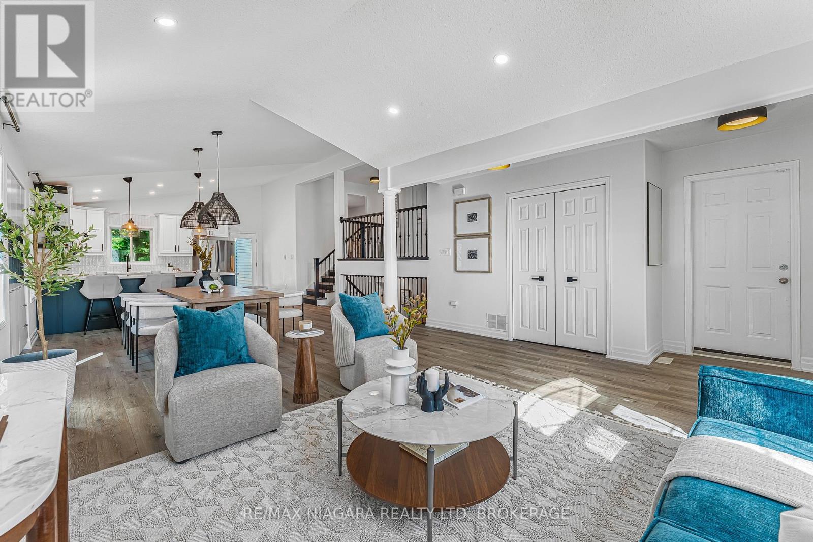 Photo 7 of 113 Foxtail Avenue, Welland ON