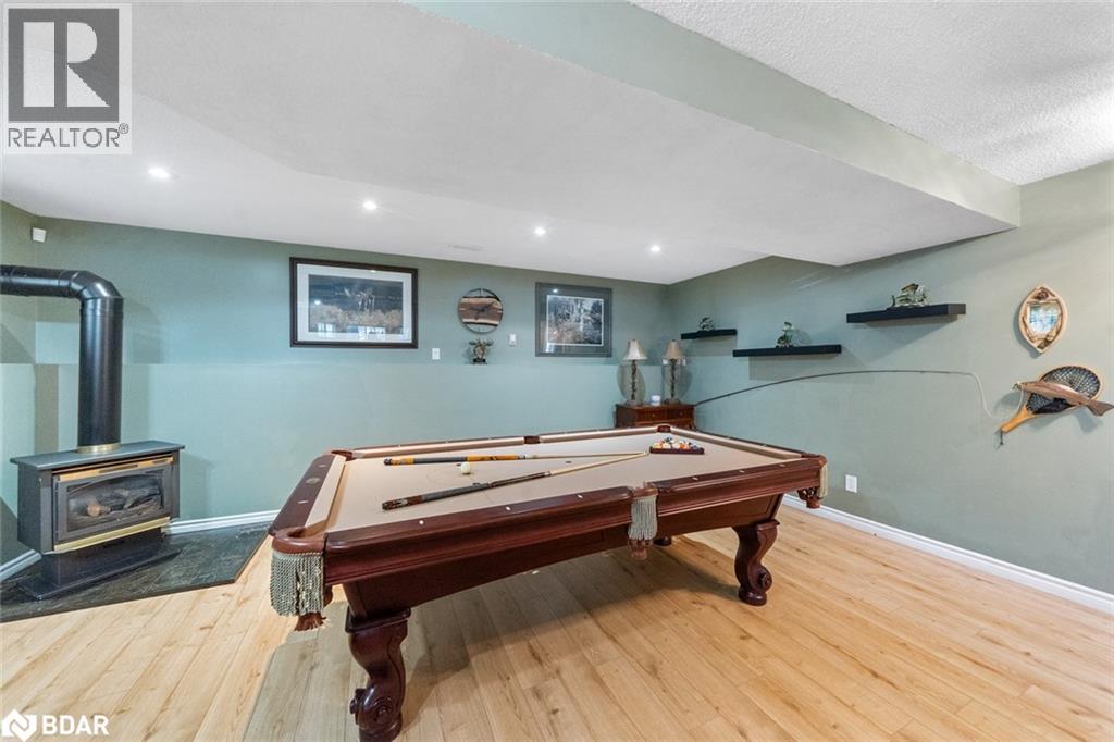 Photo 11 of 7 Coles Court, Wasaga Beach ON