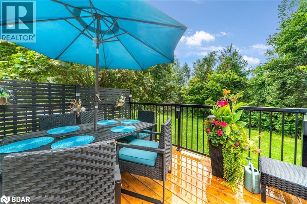 Photo 9 of 7 Coles Court, Wasaga Beach ON
