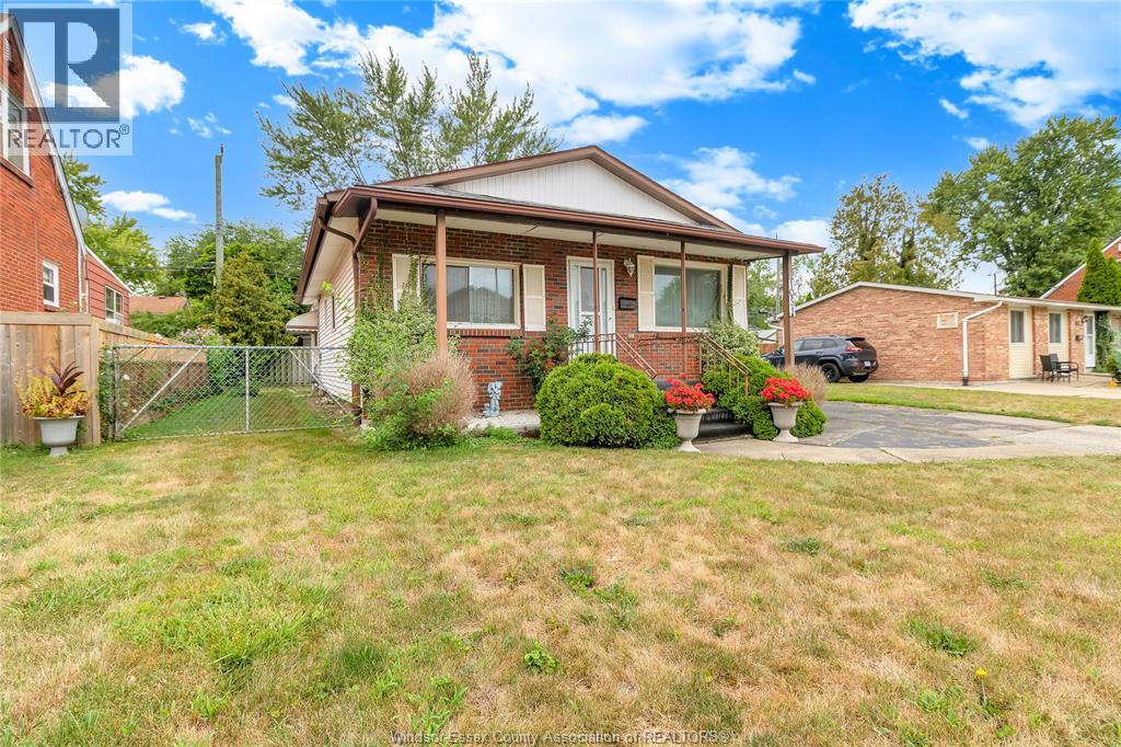 Photo 12 of 1051 Reedmere Road, Windsor ON