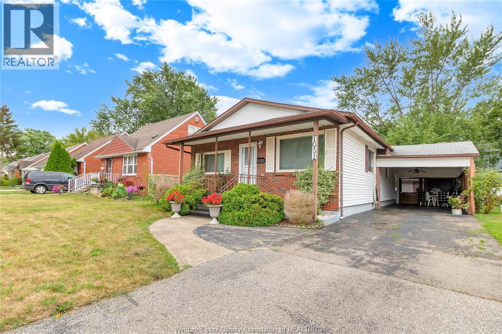 Photo 41 of 1051 Reedmere Road, Windsor ON