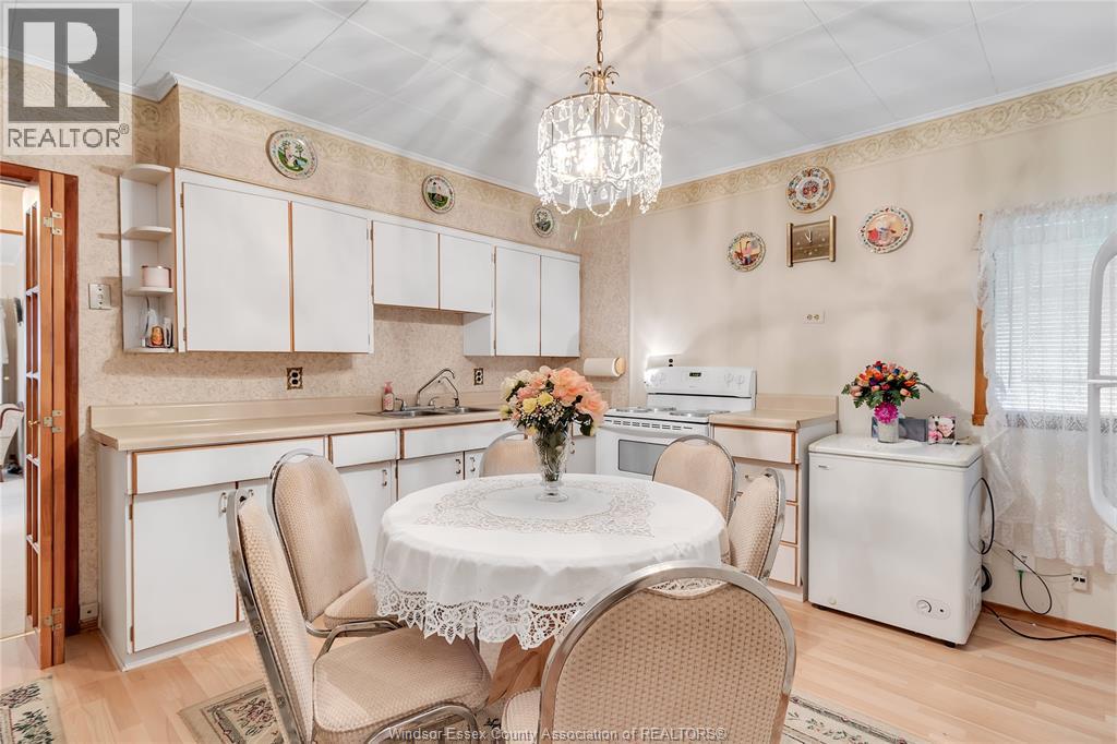 Photo 6 of 1051 Reedmere Road, Windsor ON