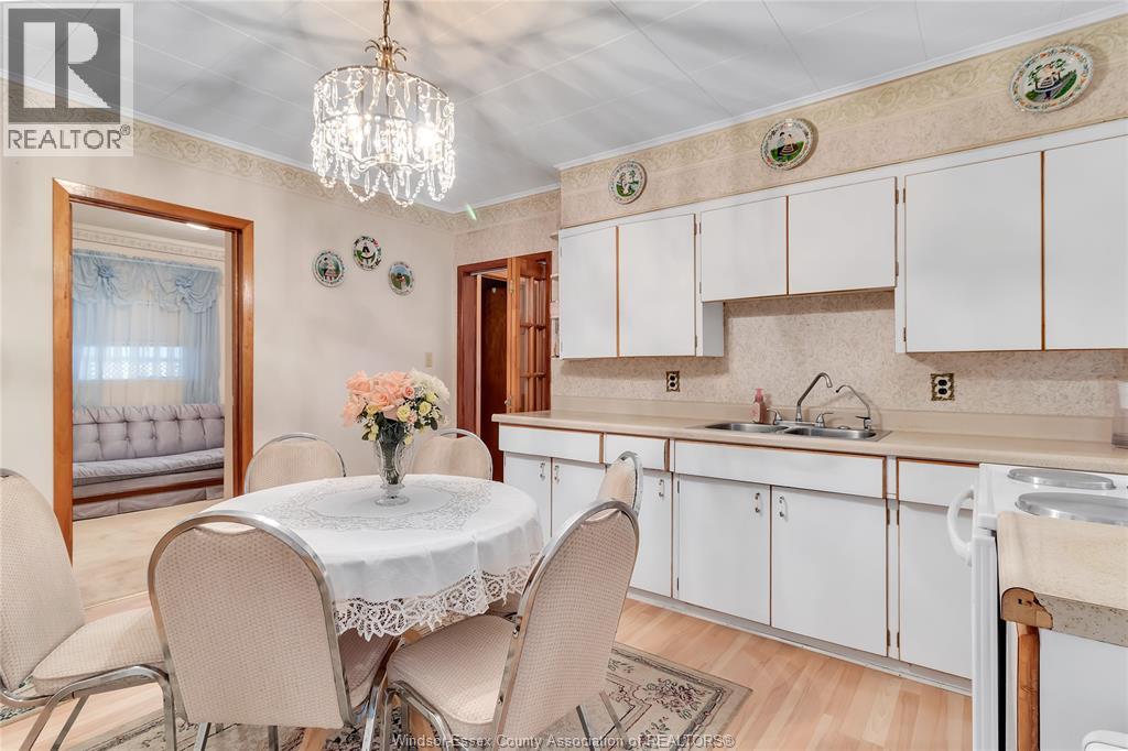 Photo 16 of 1051 Reedmere Road, Windsor ON