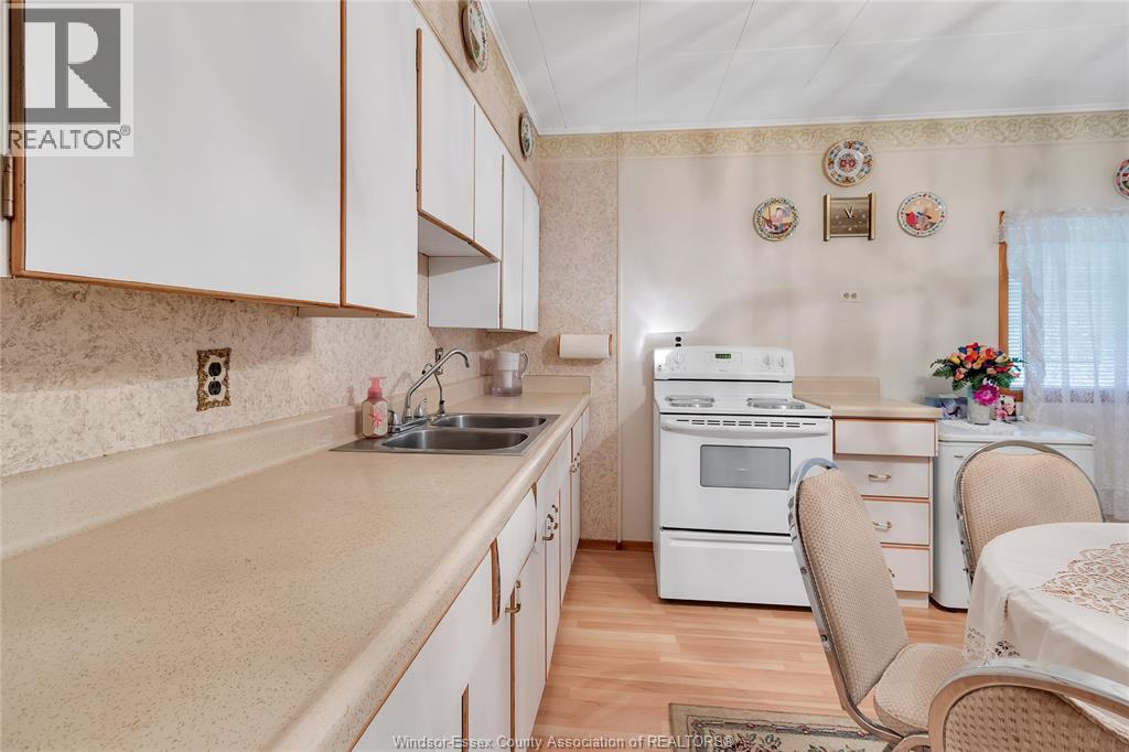 Photo 18 of 1051 Reedmere Road, Windsor ON