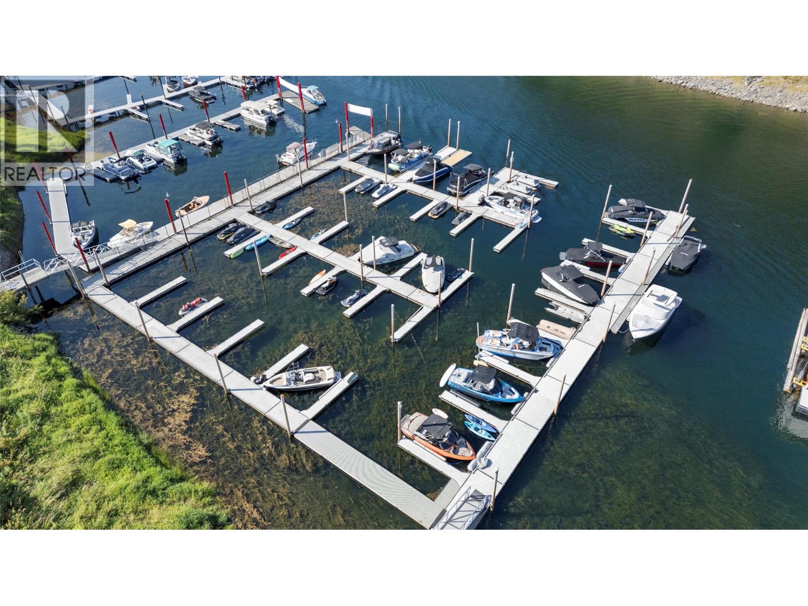 3 1130 Riverside Avenue, Sicamous