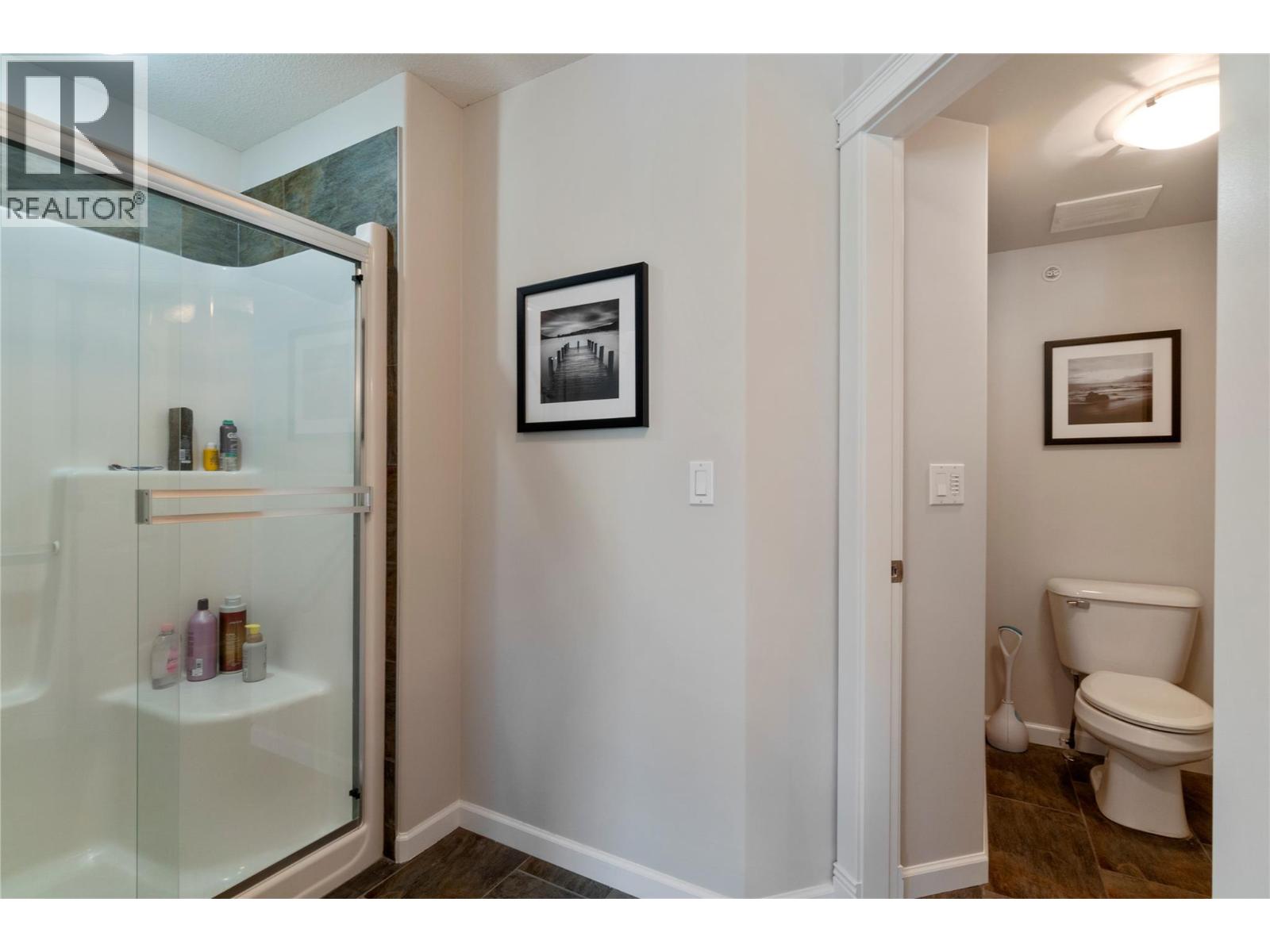 3 1130 Riverside Avenue, Sicamous