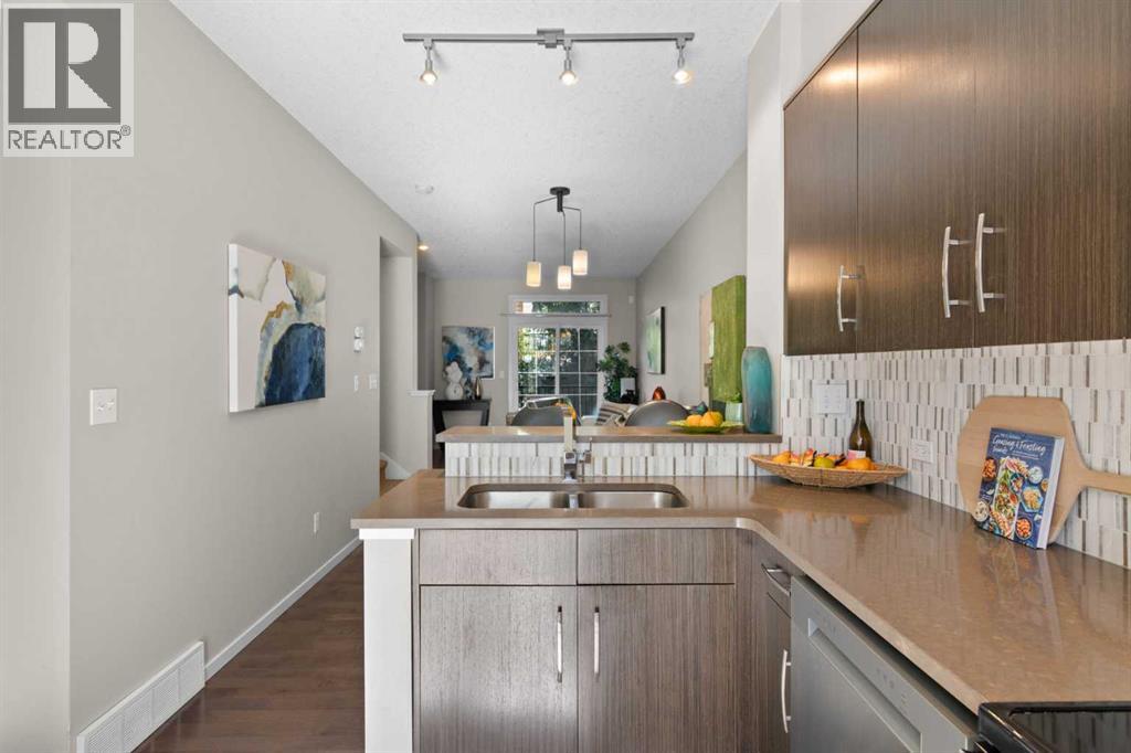 Photo 29 of 229 Ascot Circle Sw, Calgary AB