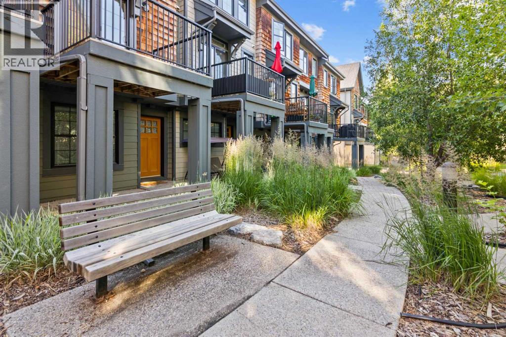 Photo 11 of 229 Ascot Circle Sw, Calgary AB