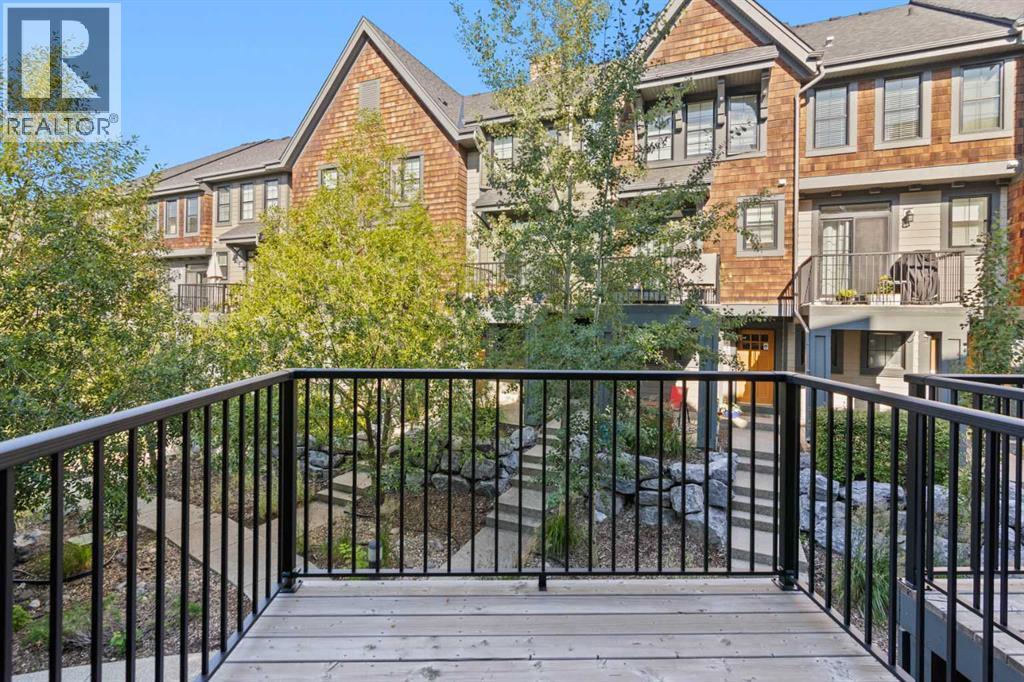 Photo 17 of 229 Ascot Circle Sw, Calgary AB