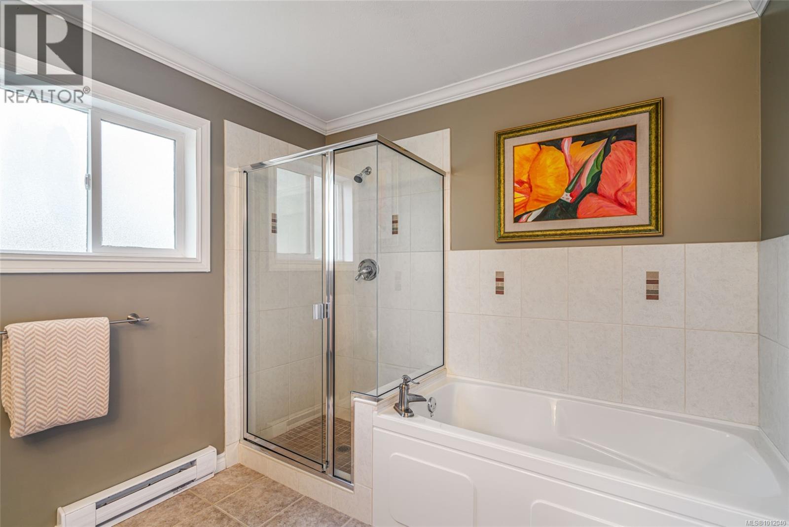 Photo 28 of 1023 Harlequin Rd, Qualicum Beach BC