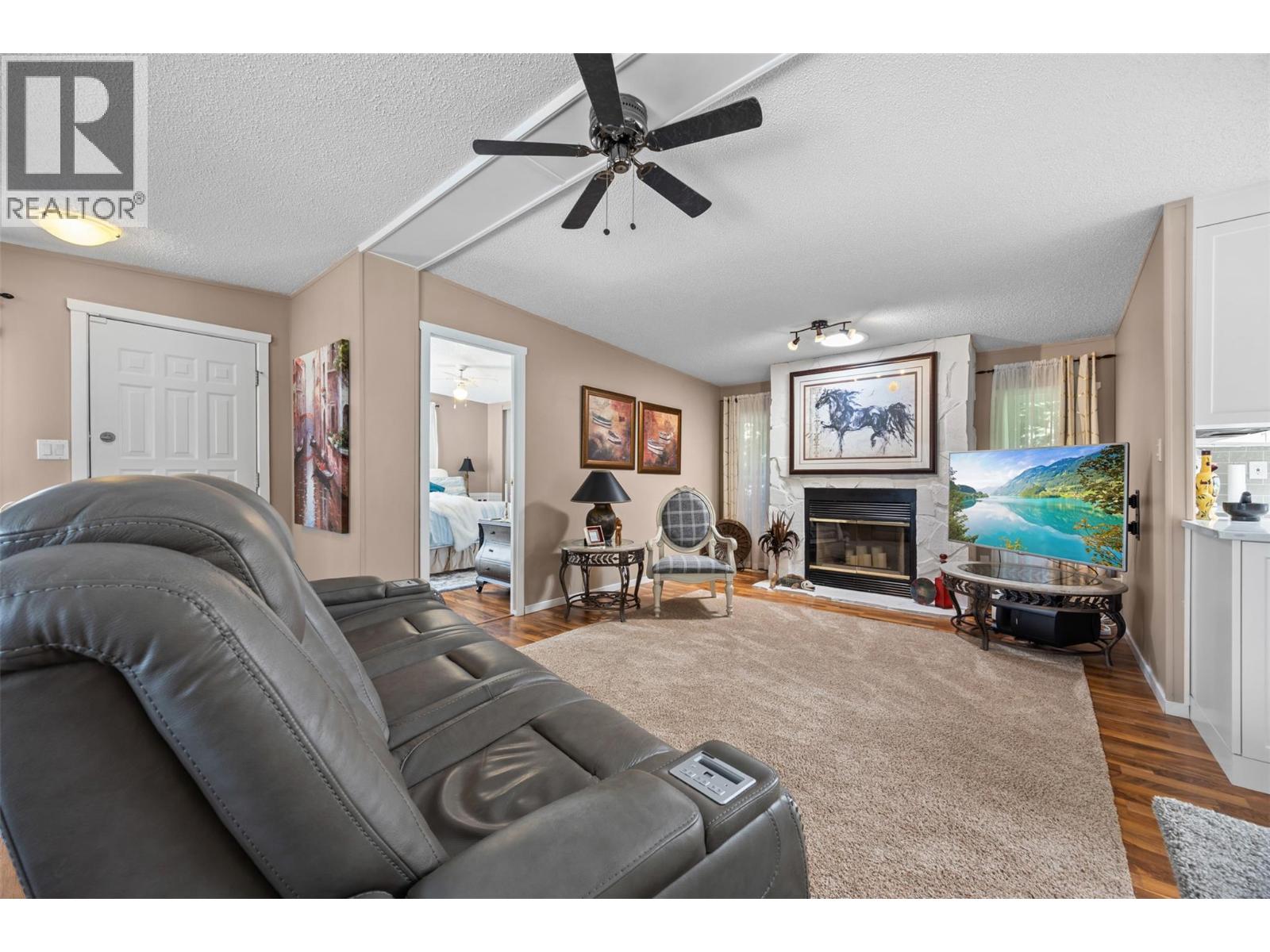 35 1750 Lenz Road, West Kelowna
