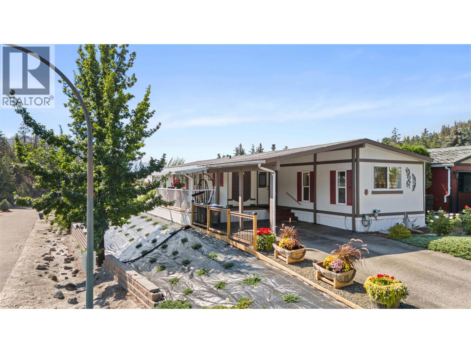 35 1750 Lenz Road, West Kelowna