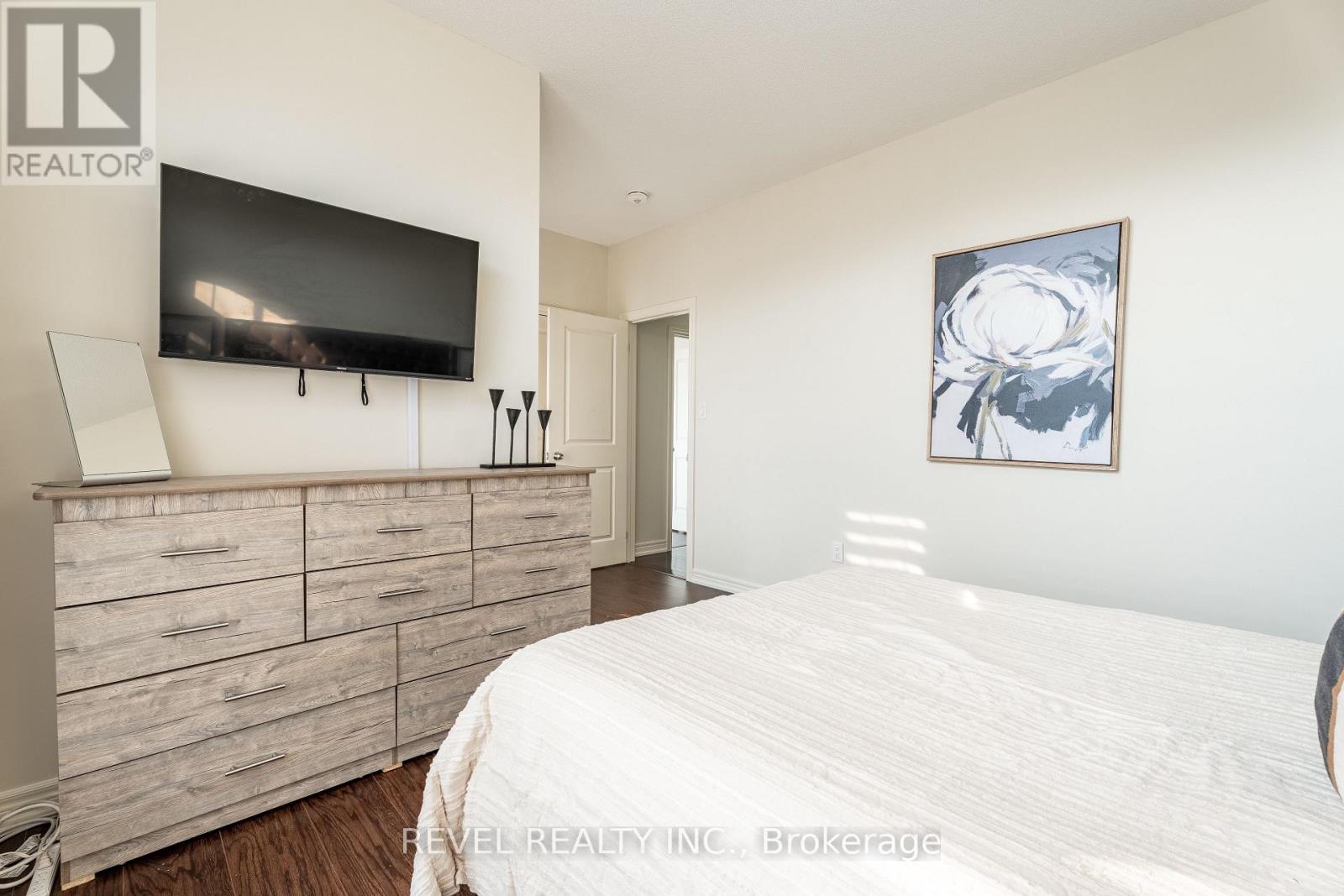 Photo 29 of 555 Veterans Drive, Brampton ON