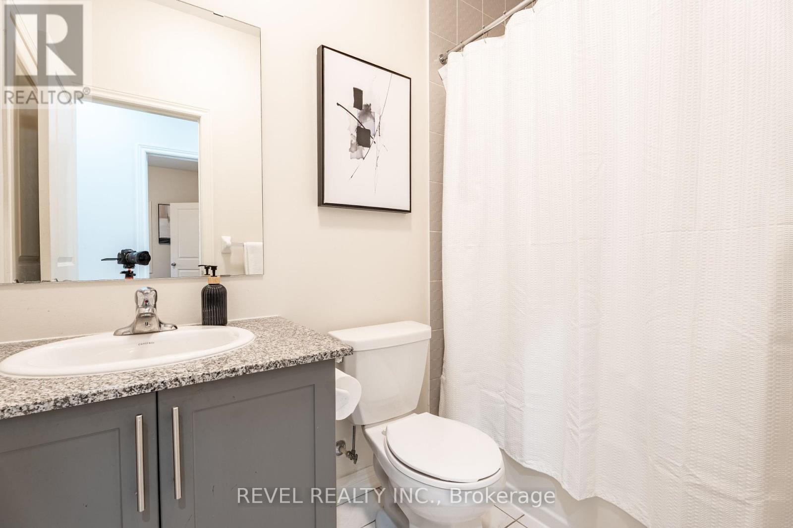Photo 28 of 555 Veterans Drive, Brampton ON