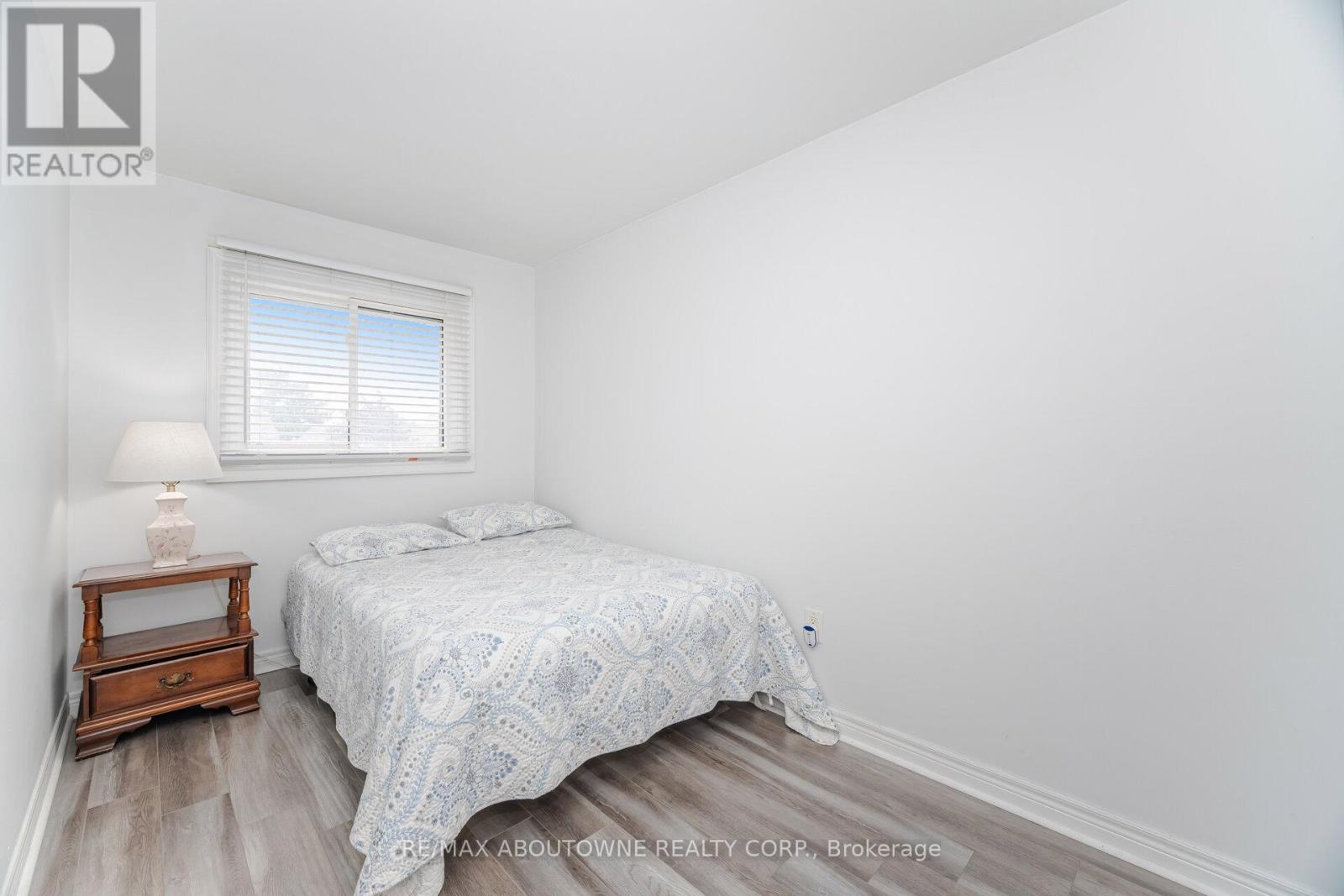 Photo 20 of 27 2779 Gananoque Drive, Mississauga ON