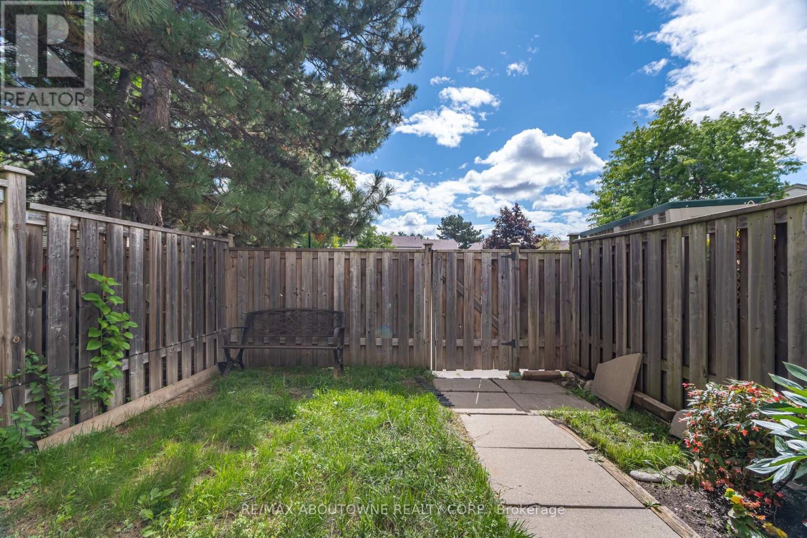 Photo 27 of 27 2779 Gananoque Drive, Mississauga ON