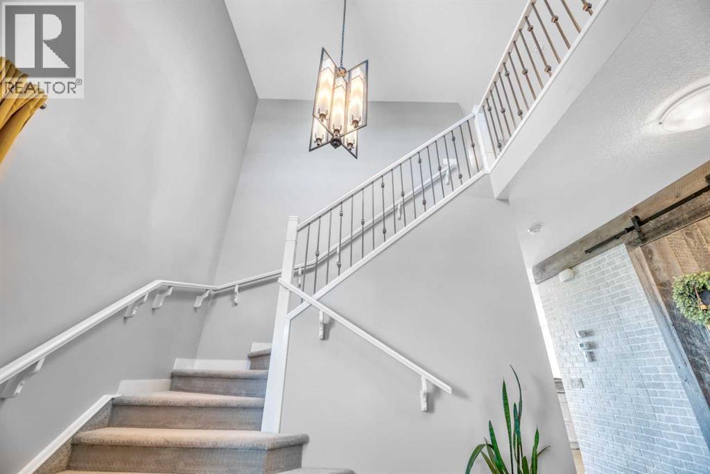 Photo 16 of 21 Ranchers Crescent, Okotoks AB