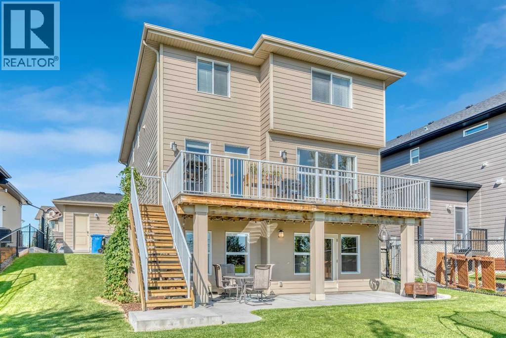 Photo 3 of 21 Ranchers Crescent, Okotoks AB