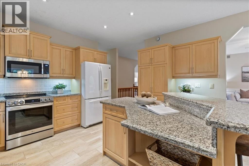 Photo 20 of 122 Briarmeadow Place, Kitchener ON
