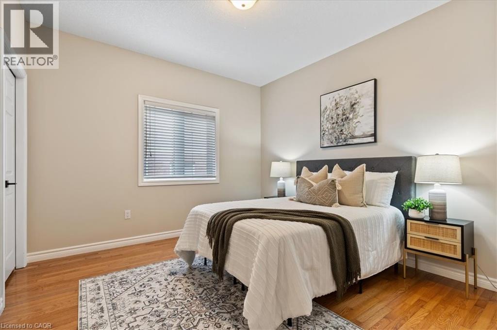 Photo 29 of 122 Briarmeadow Place, Kitchener ON