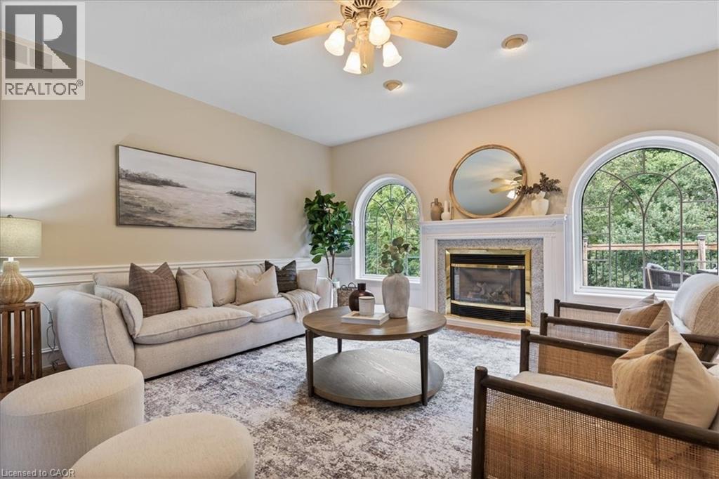 Photo 16 of 122 Briarmeadow Place, Kitchener ON