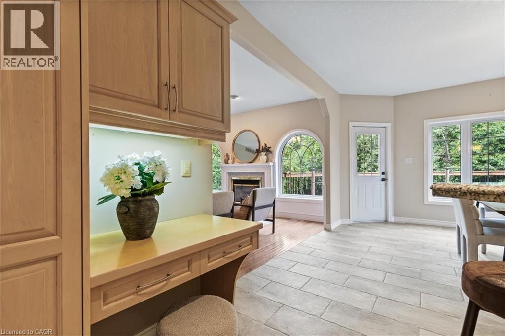 Photo 13 of 122 Briarmeadow Place, Kitchener ON