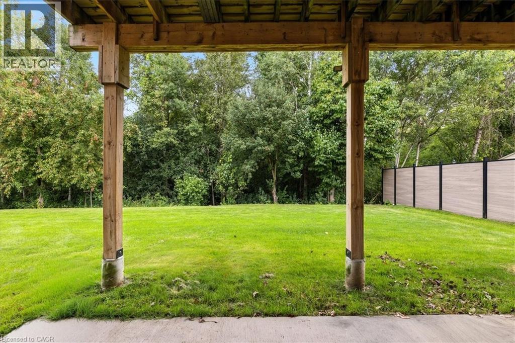 Photo 11 of 122 Briarmeadow Place, Kitchener ON