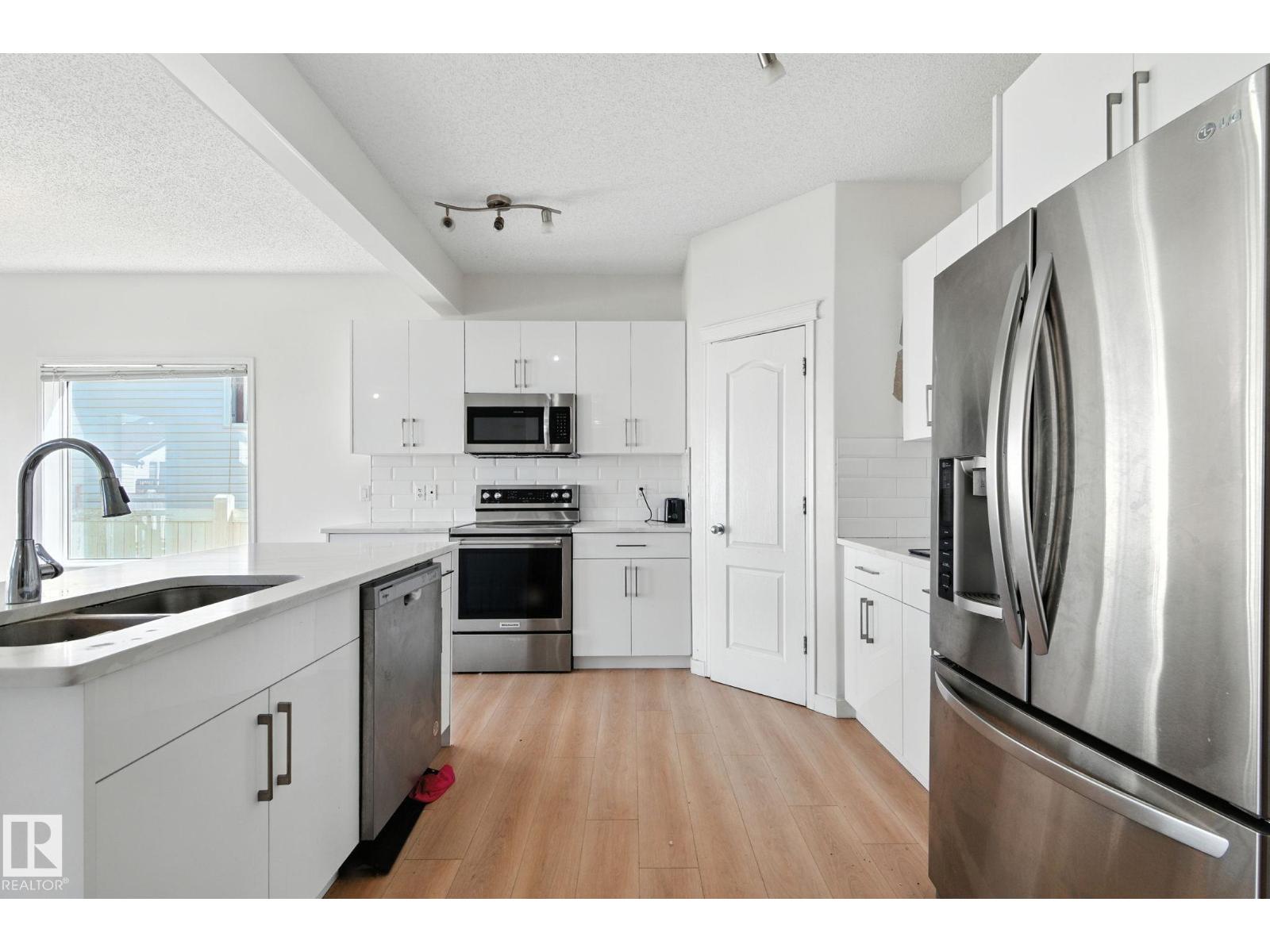 Photo 26 of 7836 7 Av Sw, Edmonton AB