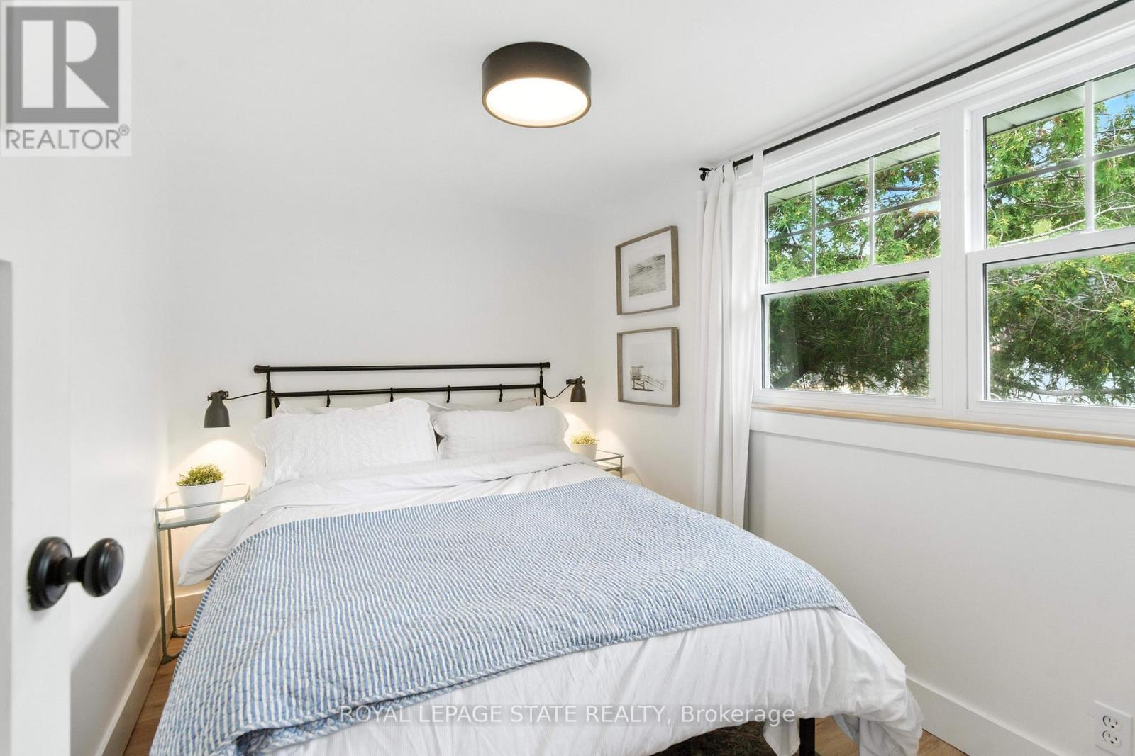 Photo 21 of 6 Old Hill Road, Norfolk ON