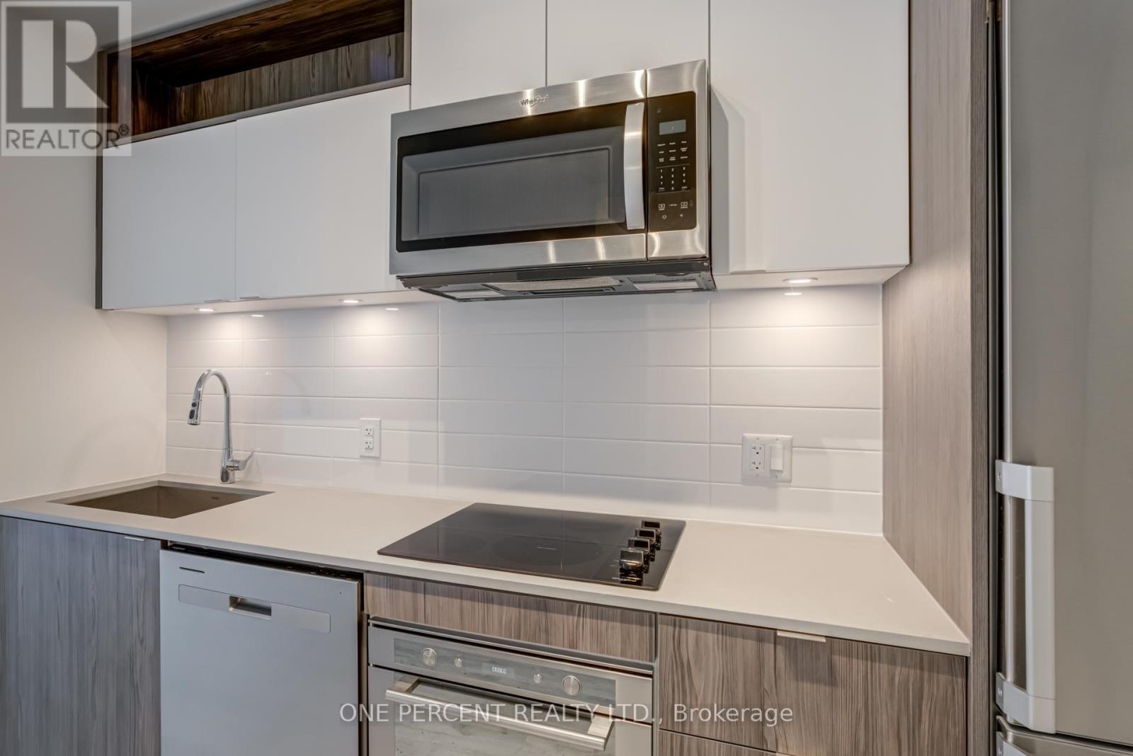 Photo 16 of 843 D 121 Lower Sherbourne Street, Toronto ON