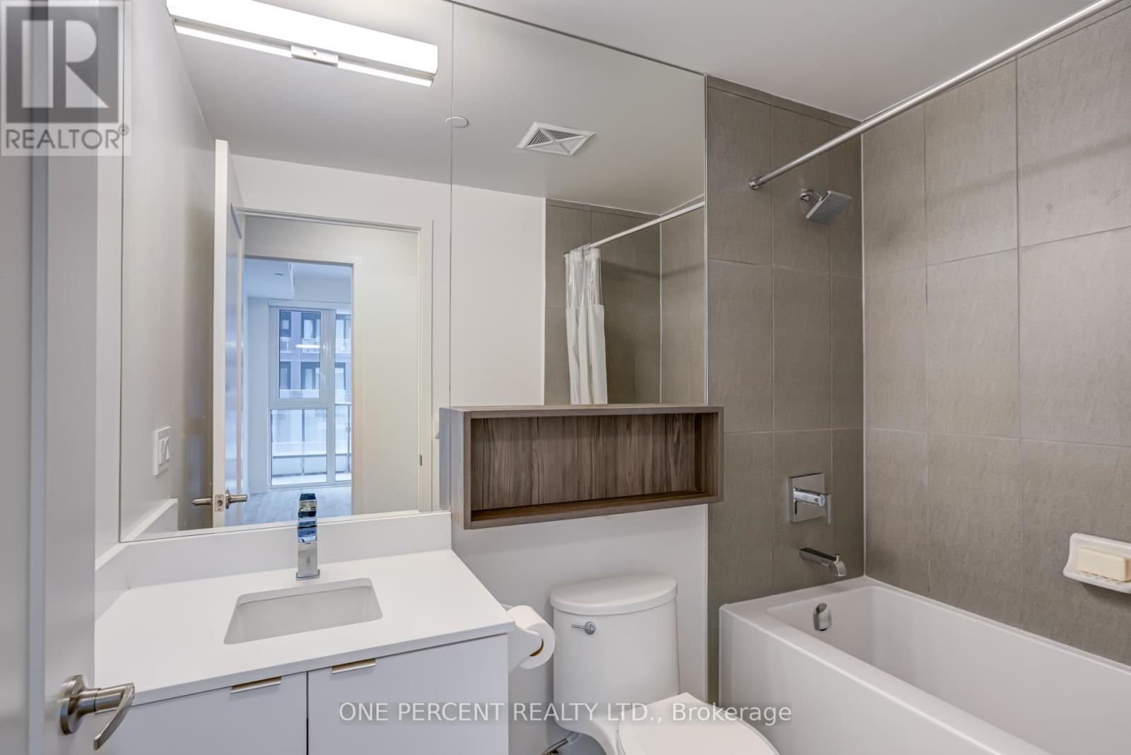 Photo 23 of 843 D 121 Lower Sherbourne Street, Toronto ON