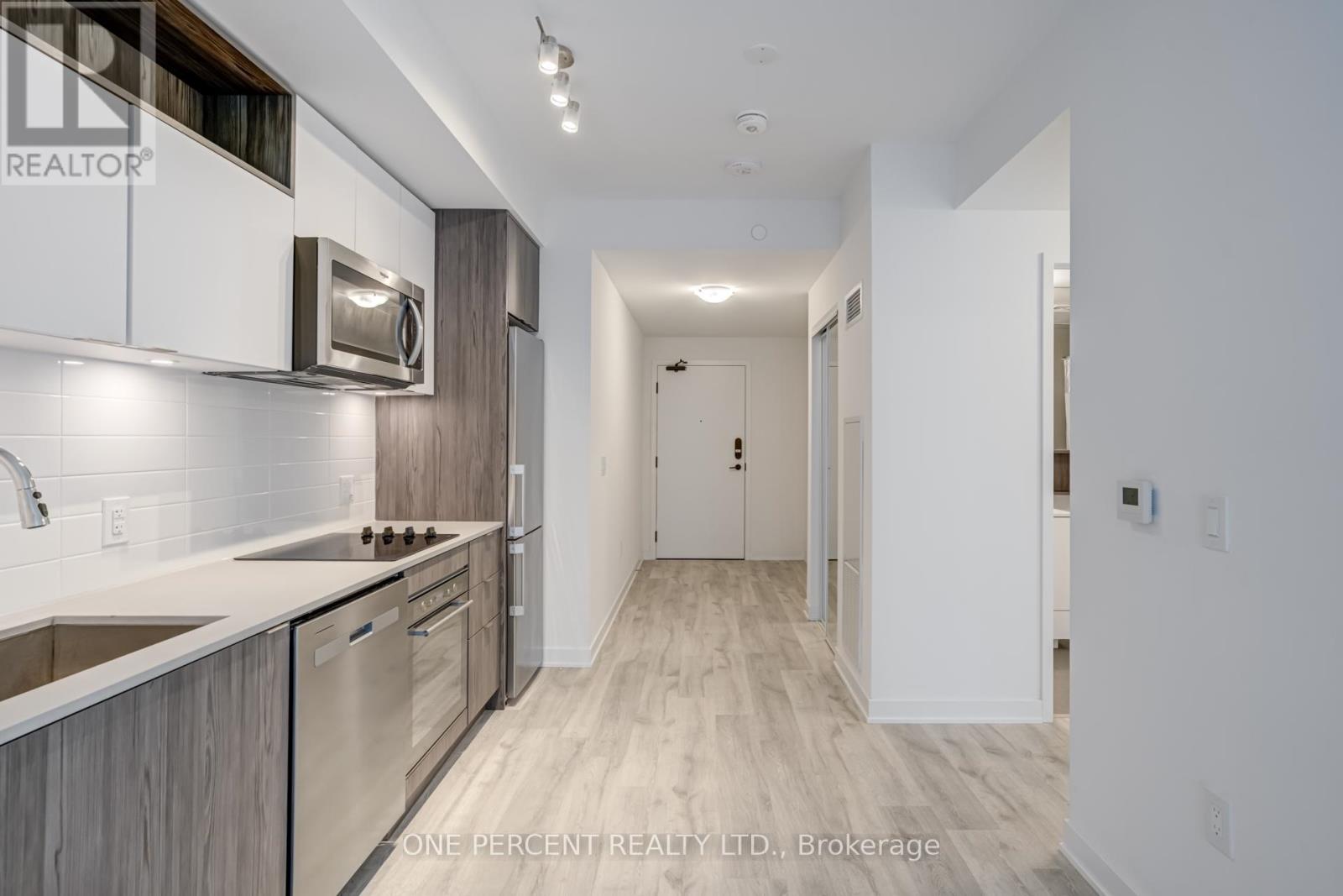Photo 5 of 843 D 121 Lower Sherbourne Street, Toronto ON