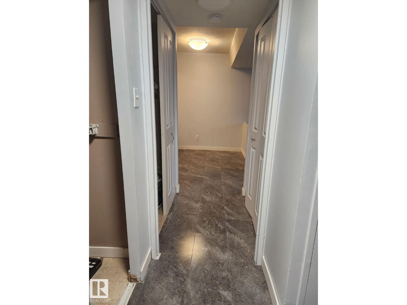 Photo 3 of 207 10160 114 St Nw, Edmonton AB