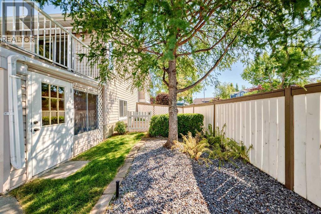 Photo 45 of 33 Thorndale Close Se, Airdrie AB