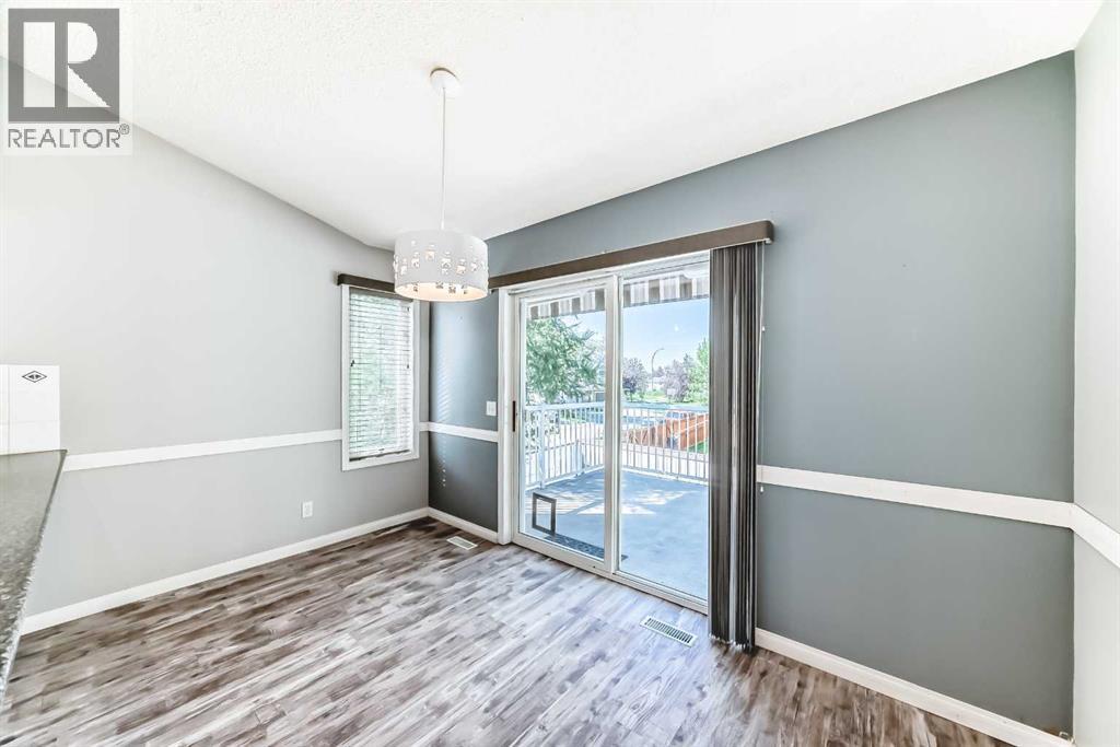 Photo 9 of 33 Thorndale Close Se, Airdrie AB