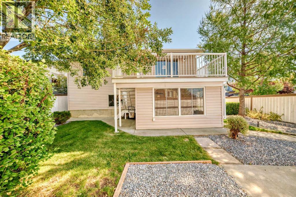 Photo 42 of 33 Thorndale Close Se, Airdrie AB