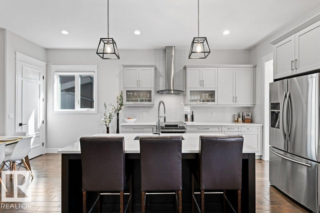 Photo 2 of 7235 May Rd Nw, Edmonton AB