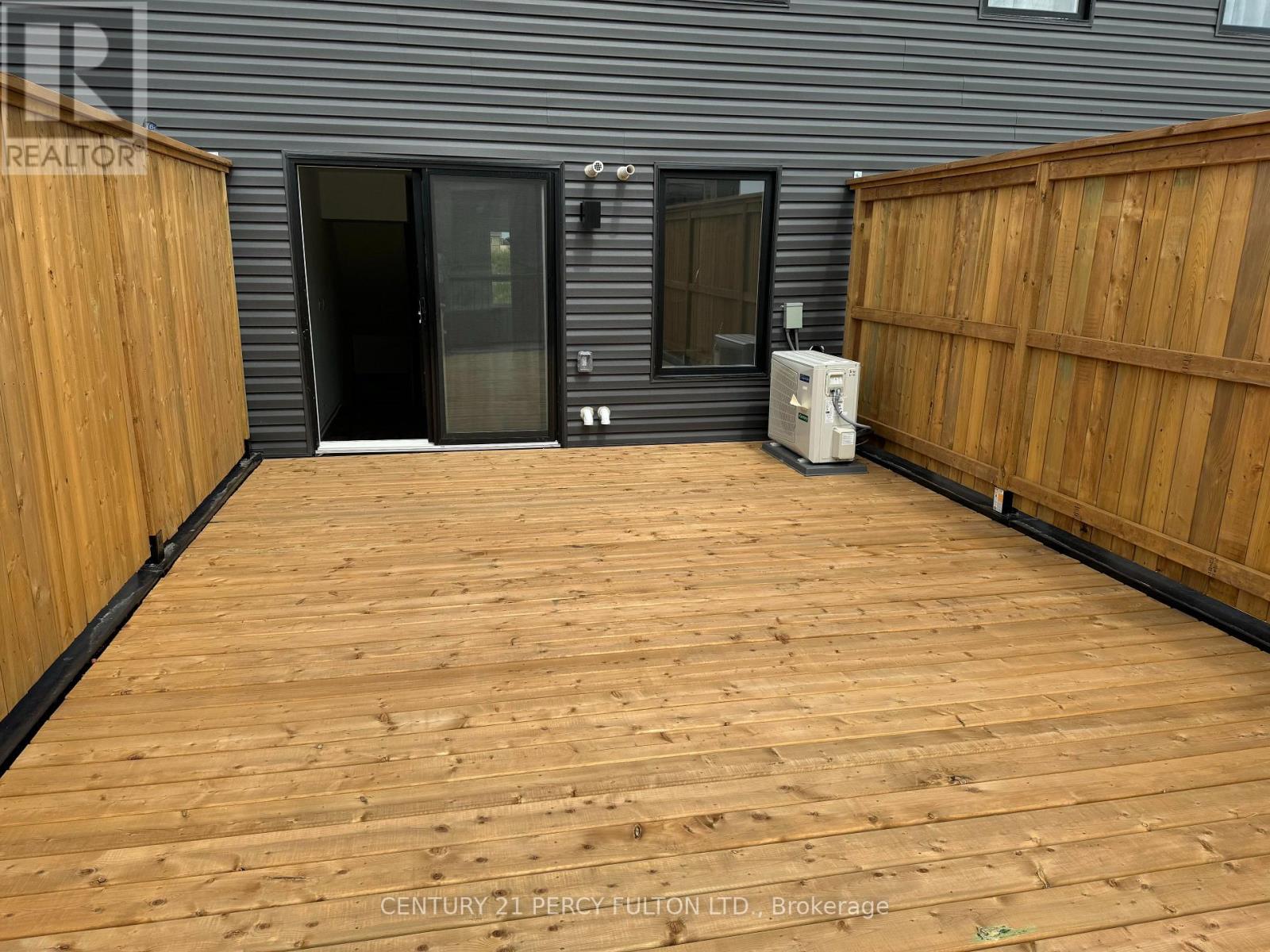 Photo 34 of 26 Bateson Street, Ajax ON