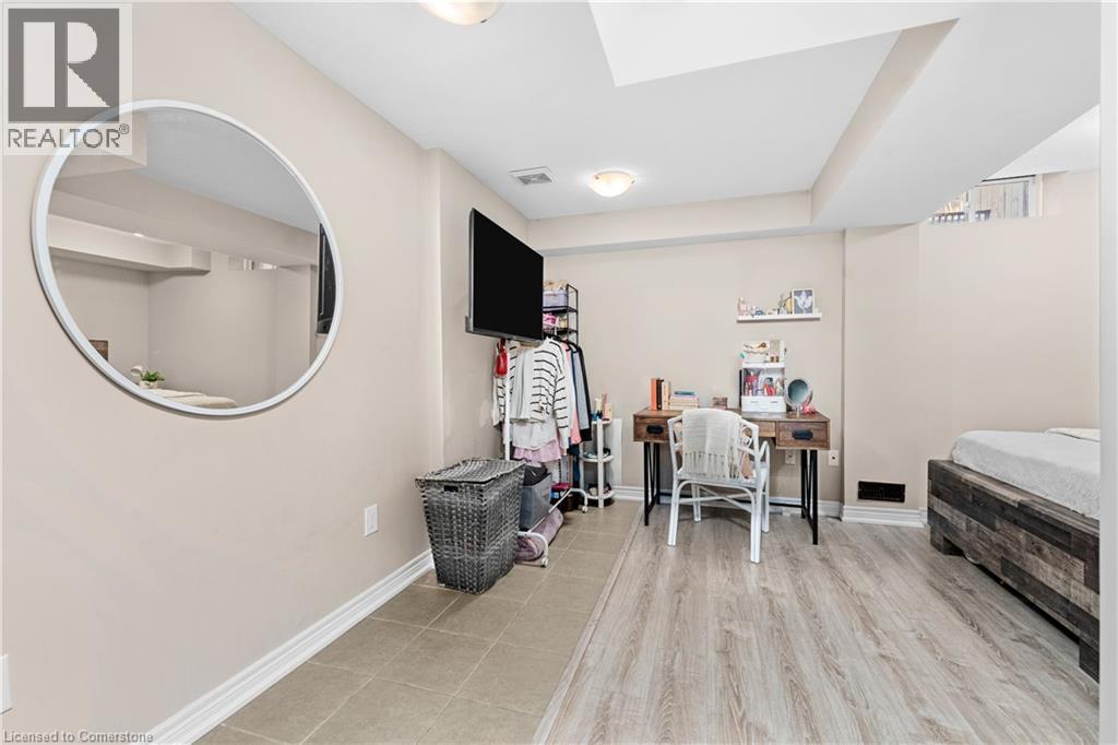 Photo 1 of 78 Esplanade Lane, Grimsby ON