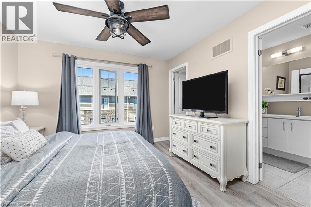Photo 9 of 78 Esplanade Lane, Grimsby ON