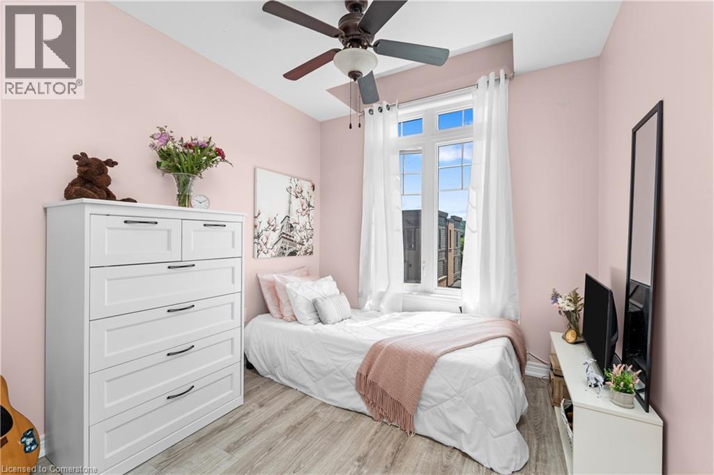 Photo 22 of 78 Esplanade Lane, Grimsby ON