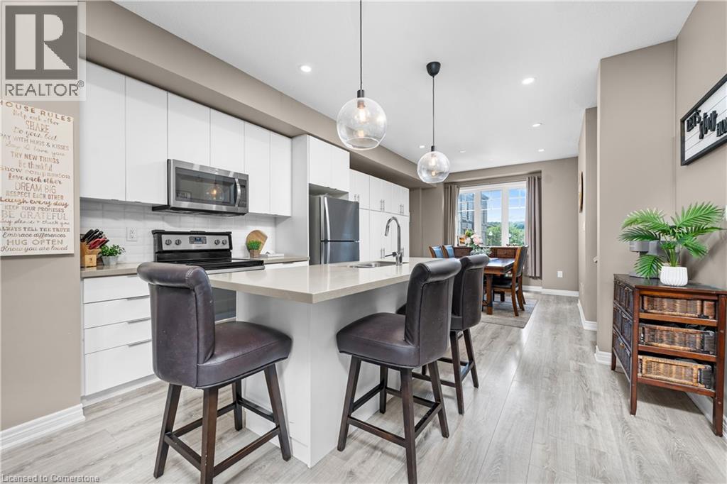Photo 12 of 78 Esplanade Lane, Grimsby ON