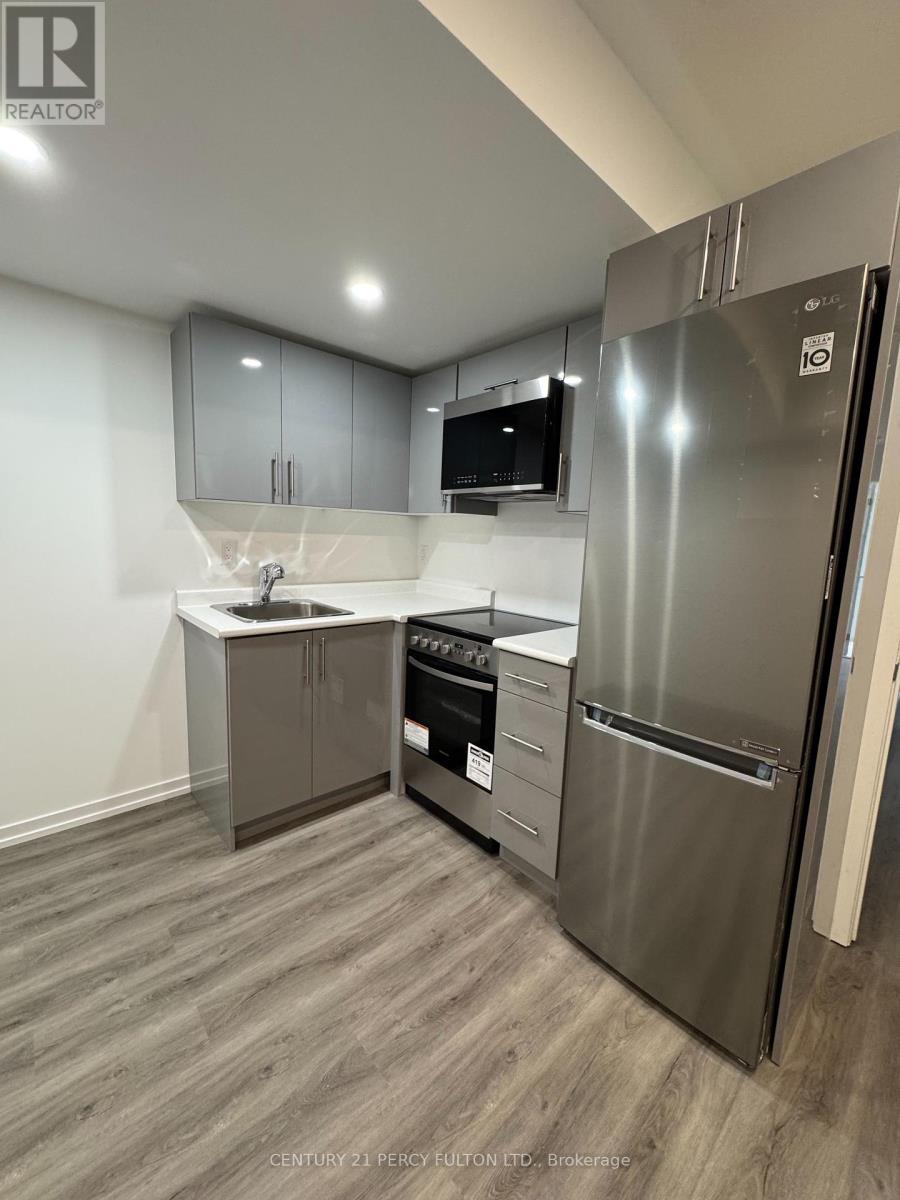 Photo 32 of 26 Bateson Street, Ajax ON
