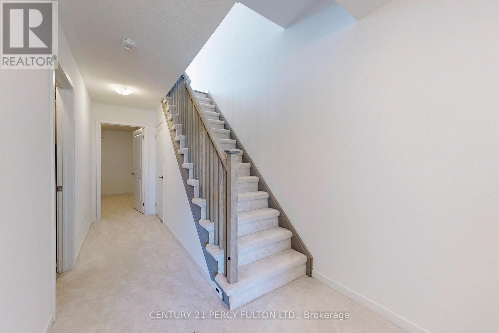 Photo 8 of 26 Bateson Street, Ajax ON